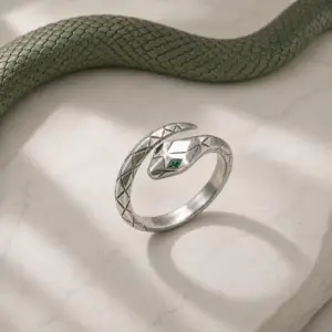 verde serpiente cuerpo